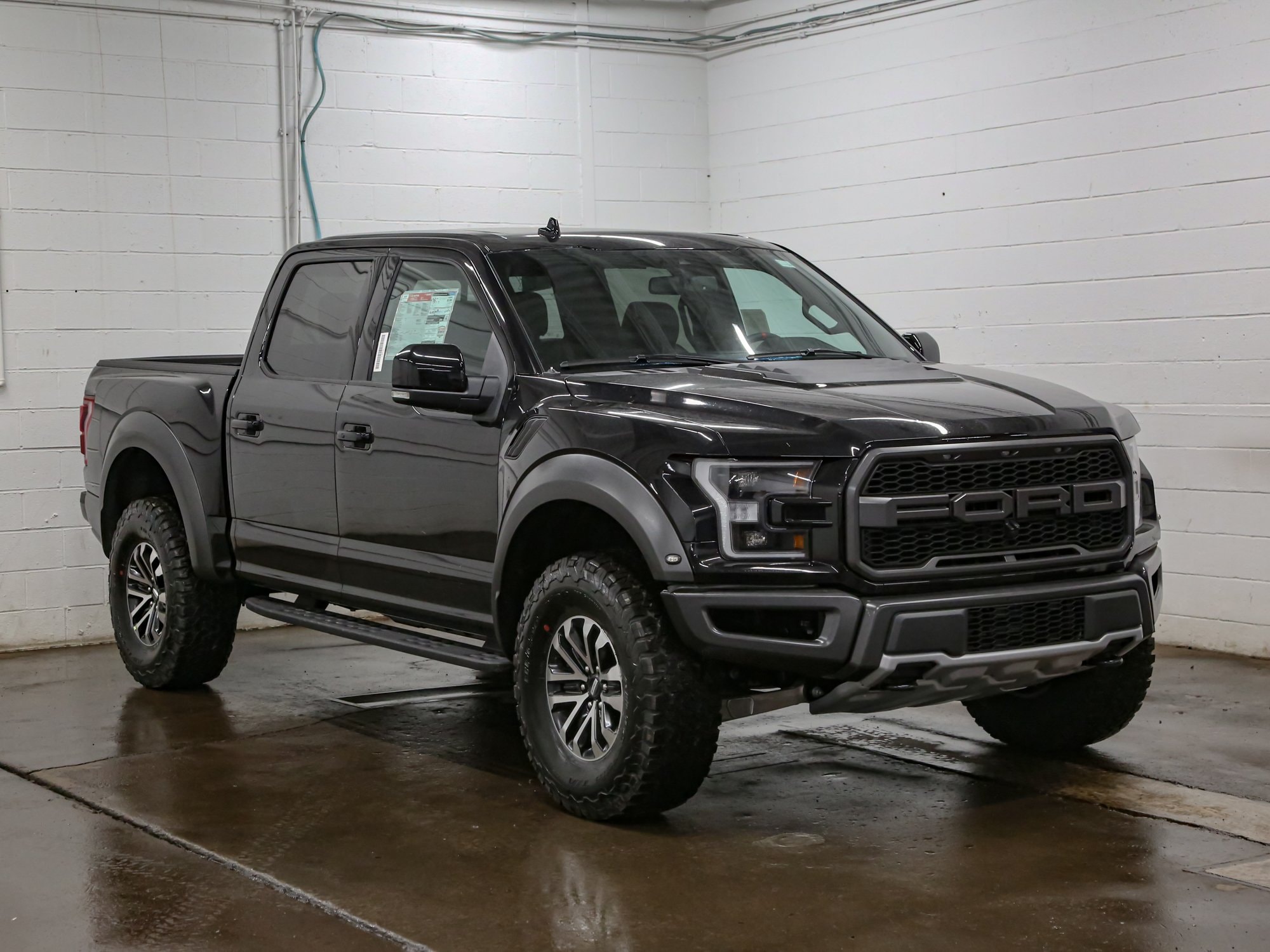 Pre Owned 2019 Ford F 150 Raptor 4x4 Truck Supercrew Cab
